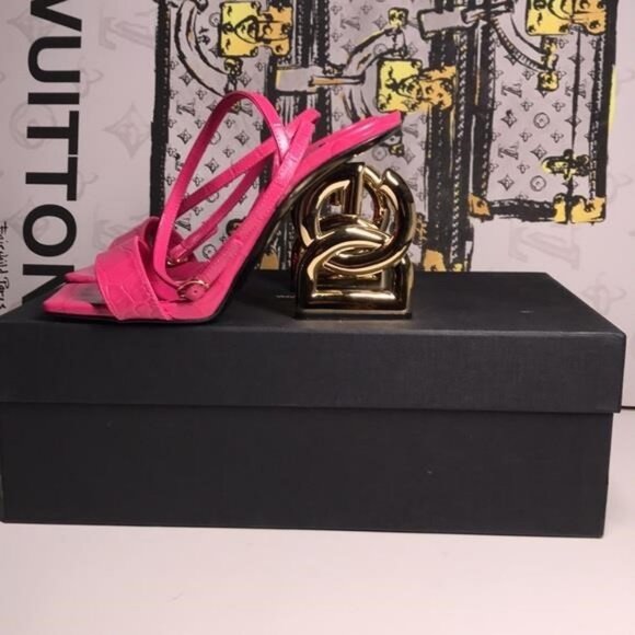New Authentic Dolce & Gabbana Calfskin Heel Sandals – Embossed DG, Pink Gold - Picture 9 of 9